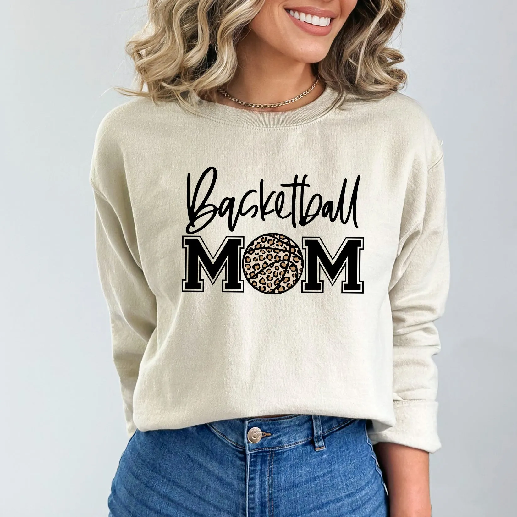 Basketball Mom Colorful | Sweatshirt