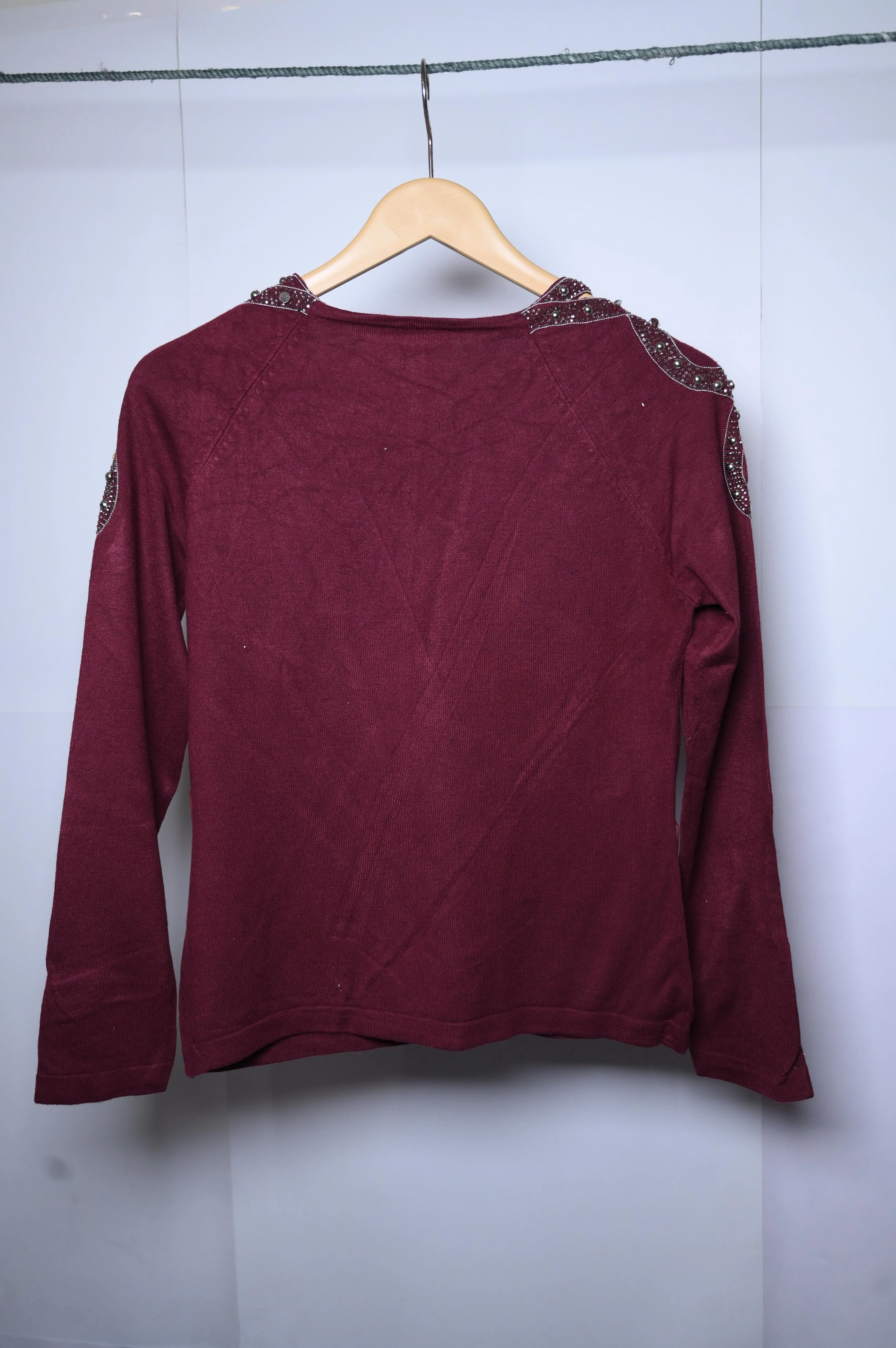 Luciana Maroon Sweatshirt - Medium