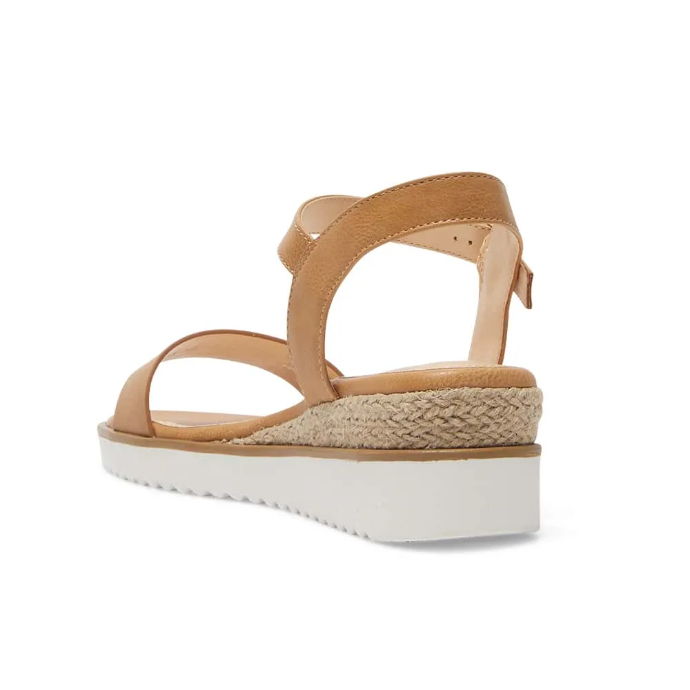 Verona Wedge in Camel Smooth